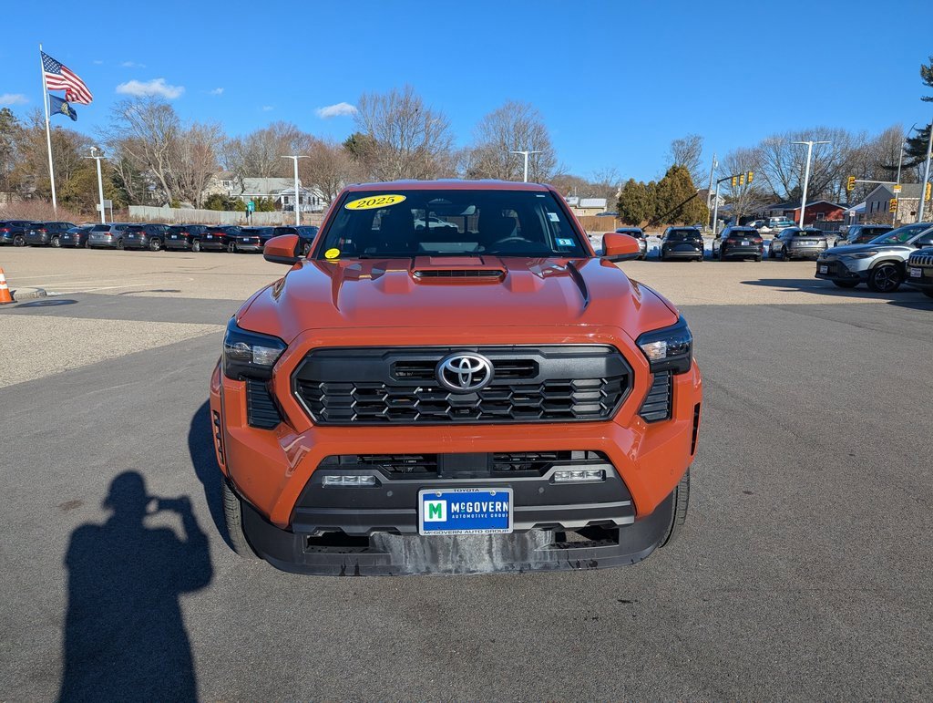 Used 2025 Toyota Tacoma TRD Sport image 9