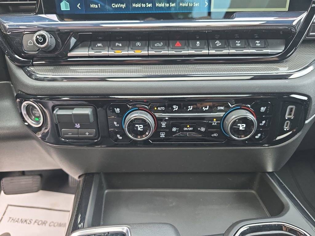 Used 2022 Chevrolet Silverado 1500 ZR2 w/ Technology Package image 32