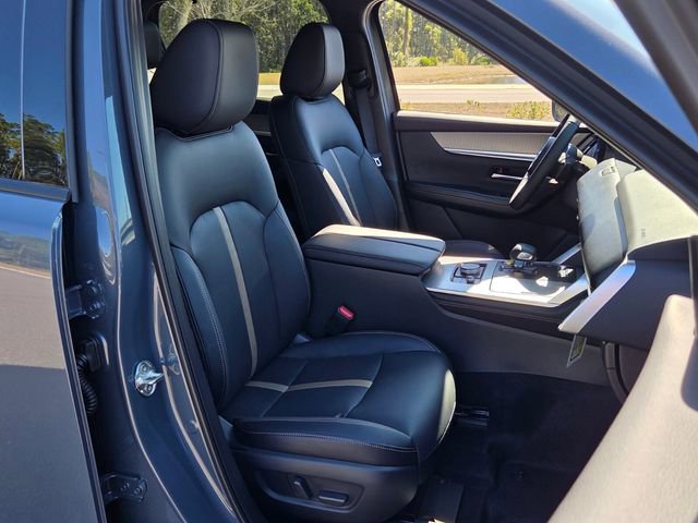 New 2026 MAZDA CX-90 Plug-In Hybrid w/ Premium Plus AWD/4WD image 17