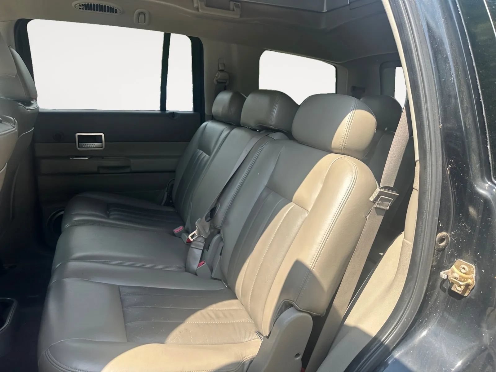 Used 2005 Dodge Durango Limited AWD/4WD image 12