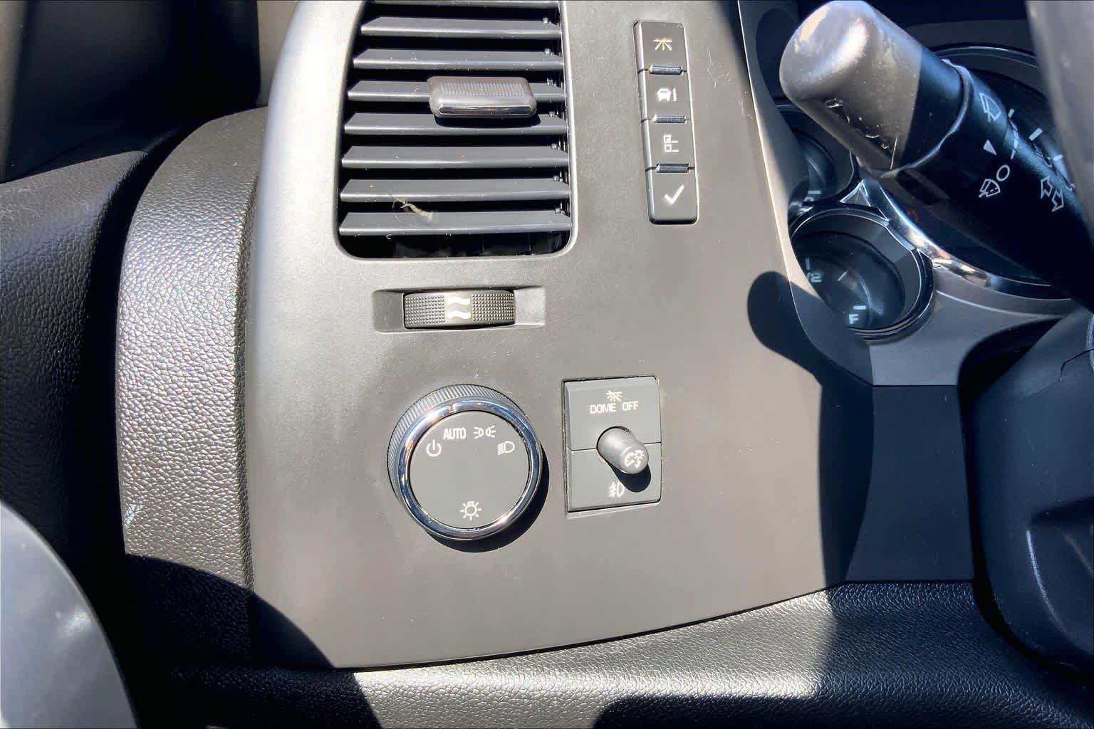 Used 2011 Chevrolet Silverado 1500 LT w/ All-Star Edition RWD image 32