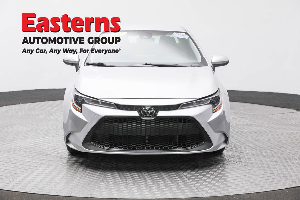 Used 2021 Toyota Corolla LE w/ Protection Package (TMS) FWD image 2
