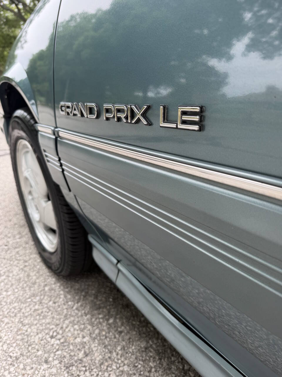 Used 1993 Pontiac Grand Prix LE FWD image 19