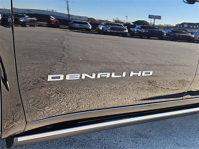 New 2026 GMC Sierra 3500 Denali w/ Denali Reserve Package image 13