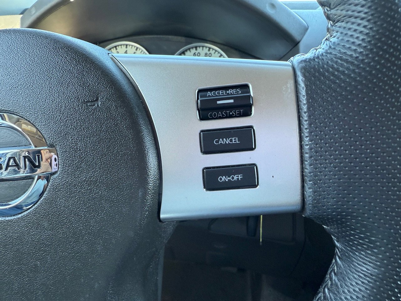 Used 2015 Nissan Frontier PRO-4X image 32