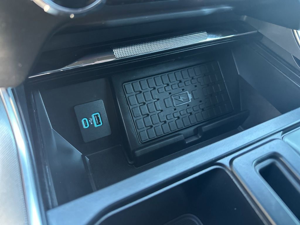 Used 2024 Ford F150 Platinum image 31