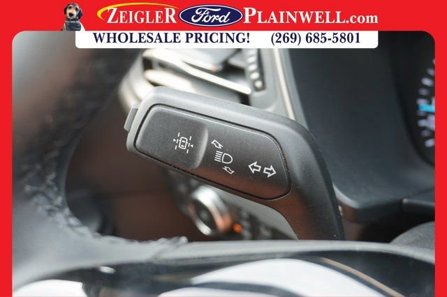Used 2022 Ford Escape SEL image 25
