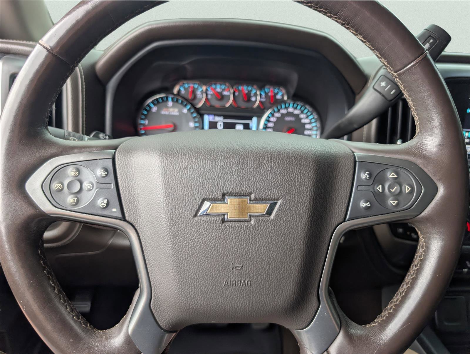 Used 2017 Chevrolet Silverado 1500 LTZ Z71 w/ LTZ Plus Package AWD/4WD image 22
