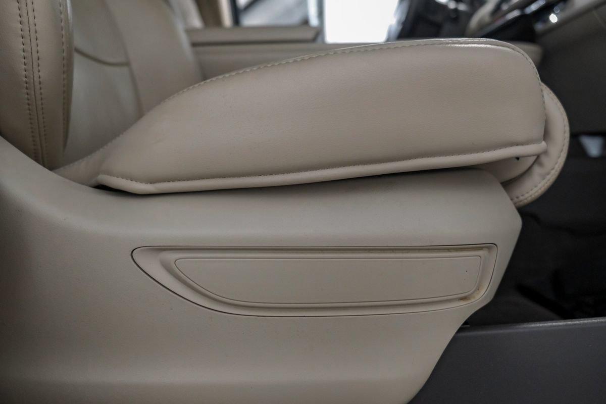 Used 2020 Lincoln Navigator L Reserve w/ Luxury Package RWD image 33