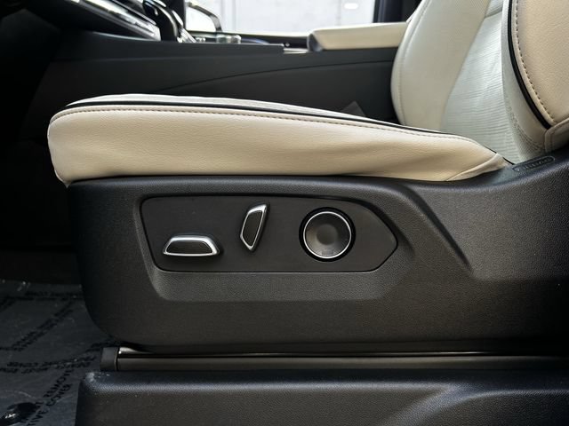 Used 2021 Cadillac Escalade Sport AWD/4WD image 31