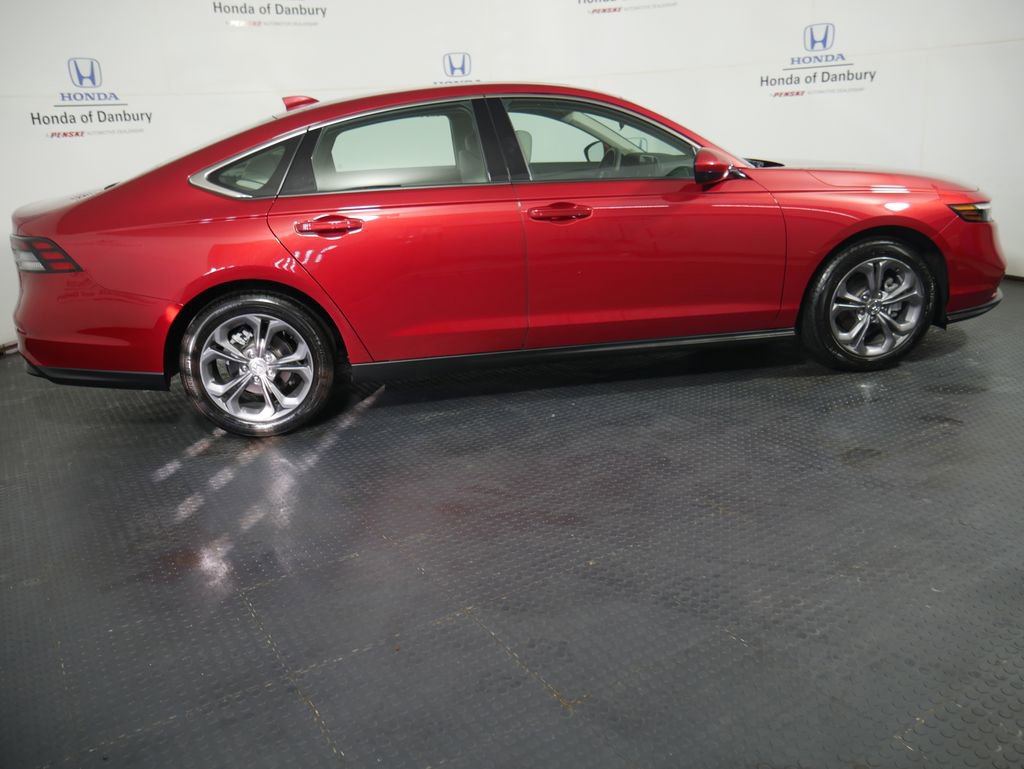 Used 2024 Honda Accord EX image 3