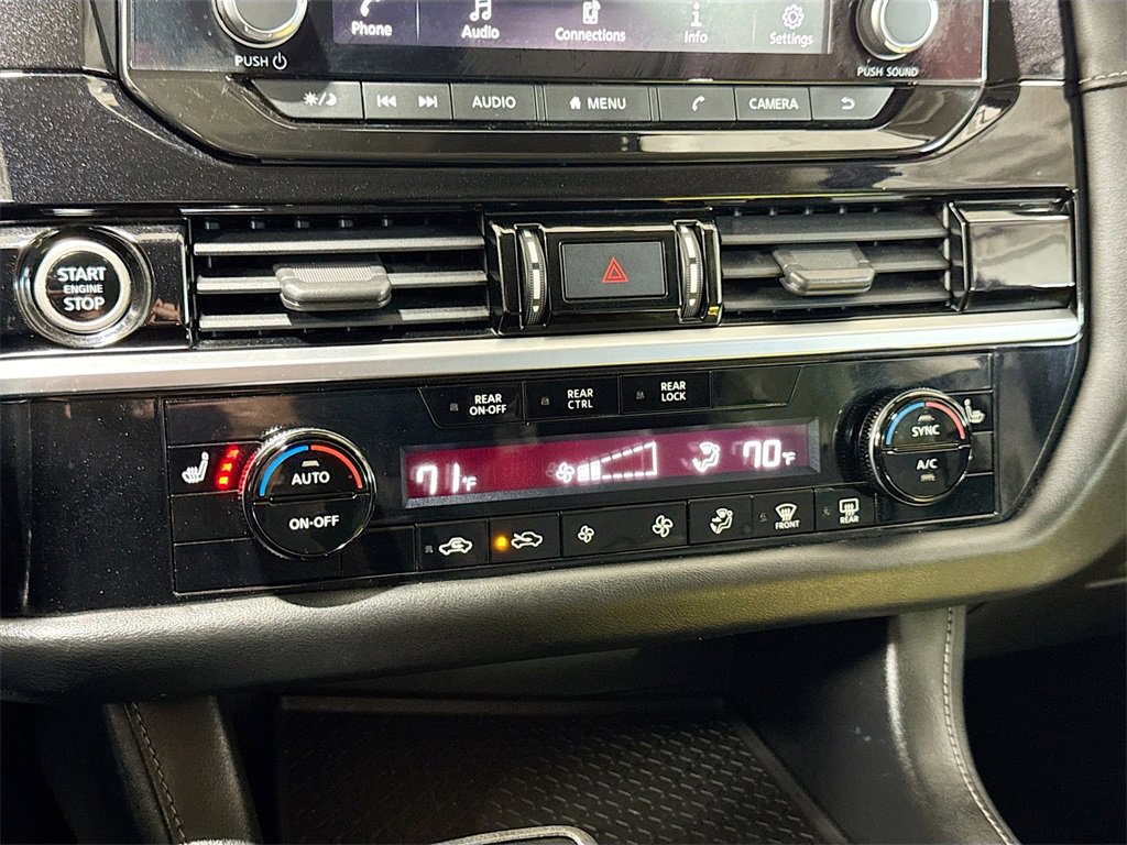 Used 2022 Nissan Pathfinder SV image 20