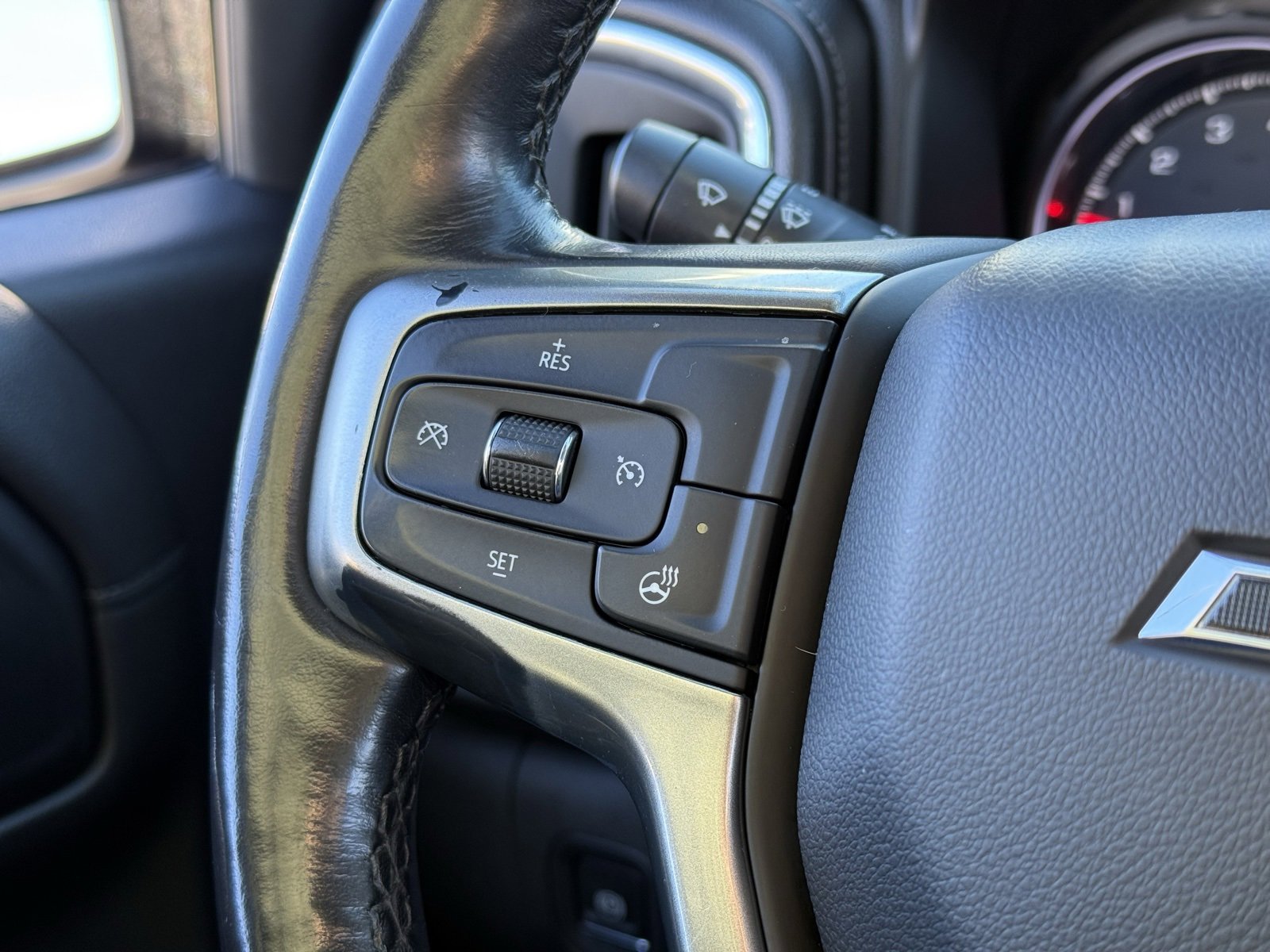 Used 2019 Chevrolet Silverado 1500 RST image 25