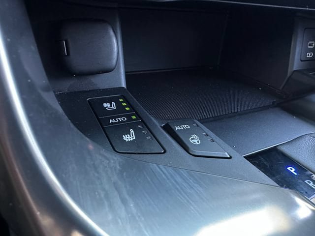 Used 2023 Lexus LX 600 4WD w/ Appearance Package image 28