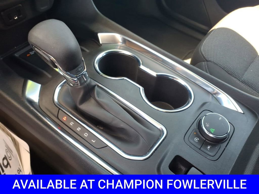 Used 2023 Chevrolet Traverse LT FWD image 25