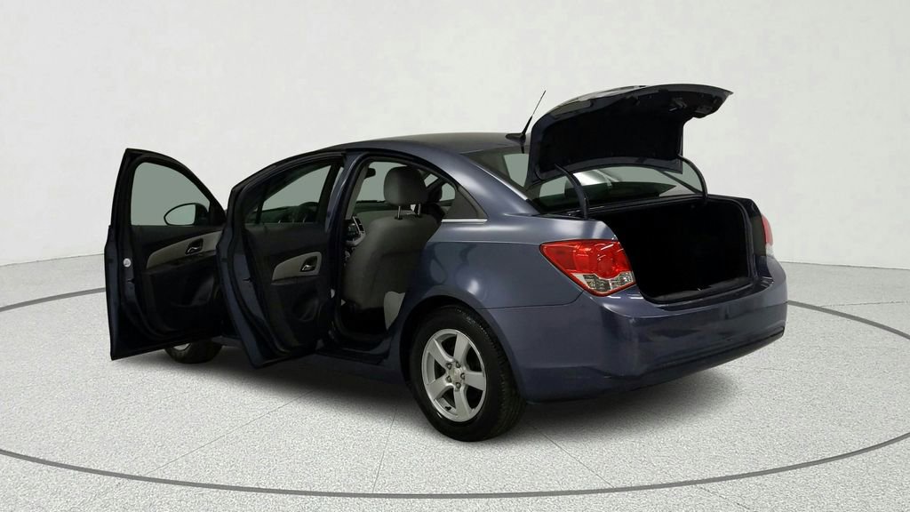 Used 2014 Chevrolet Cruze LT image 13