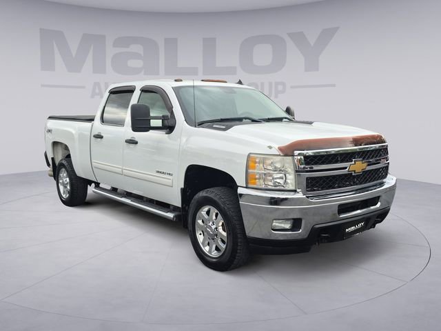 Used 2011 Chevrolet Silverado 3500 LT w/ Interior Plus Package AWD/4WD image 7