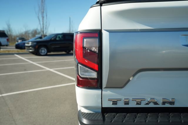 Used 2021 Nissan Titan Platinum Reserve w/ Off Road Protection Package image 38