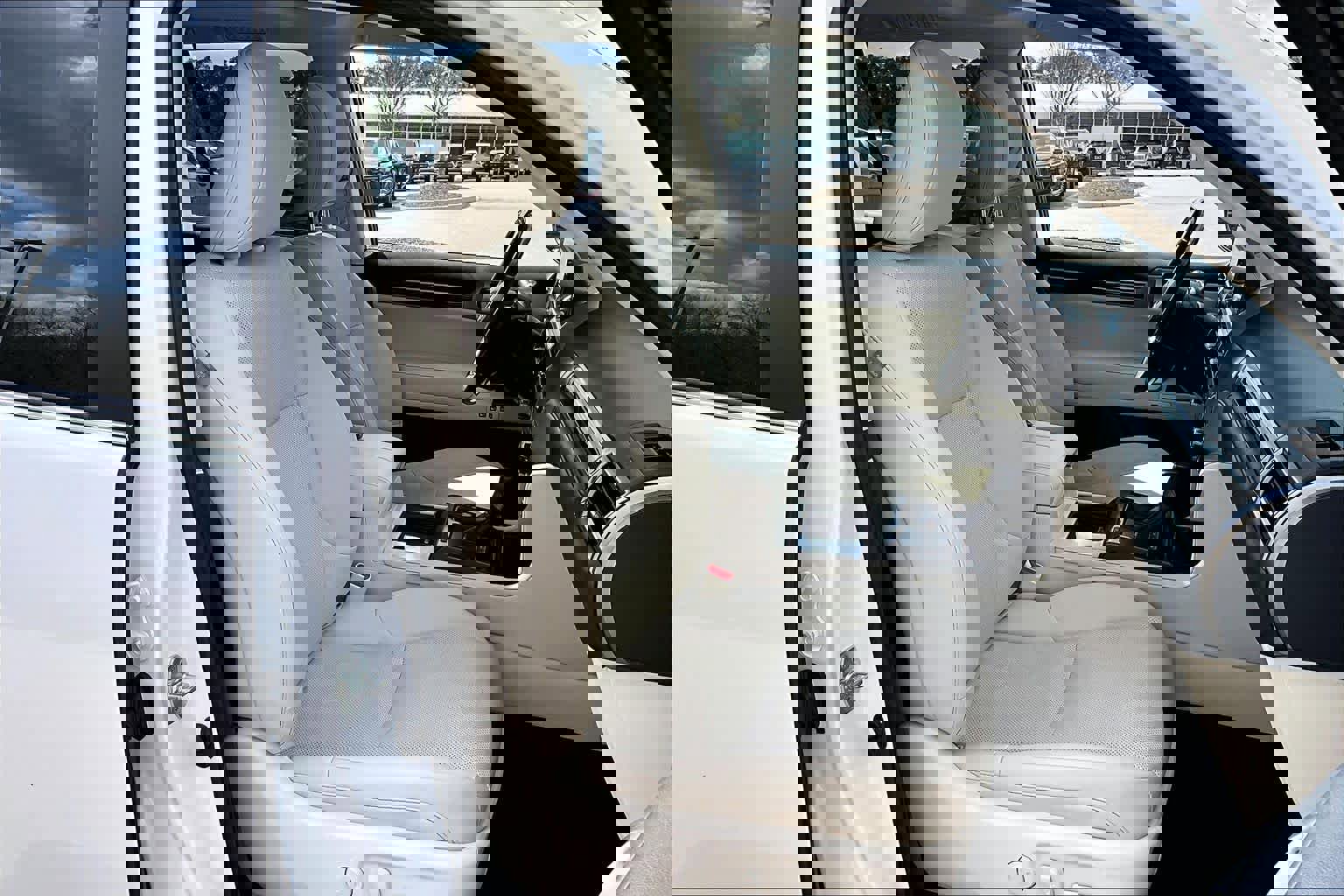 Used 2023 Lexus GX 460 Premium w/ Premium Package image 8