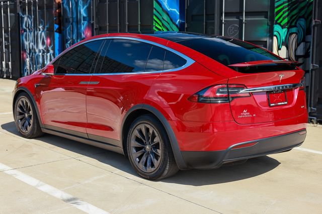 Used 2018 Tesla Model X 100D AWD/4WD image 8