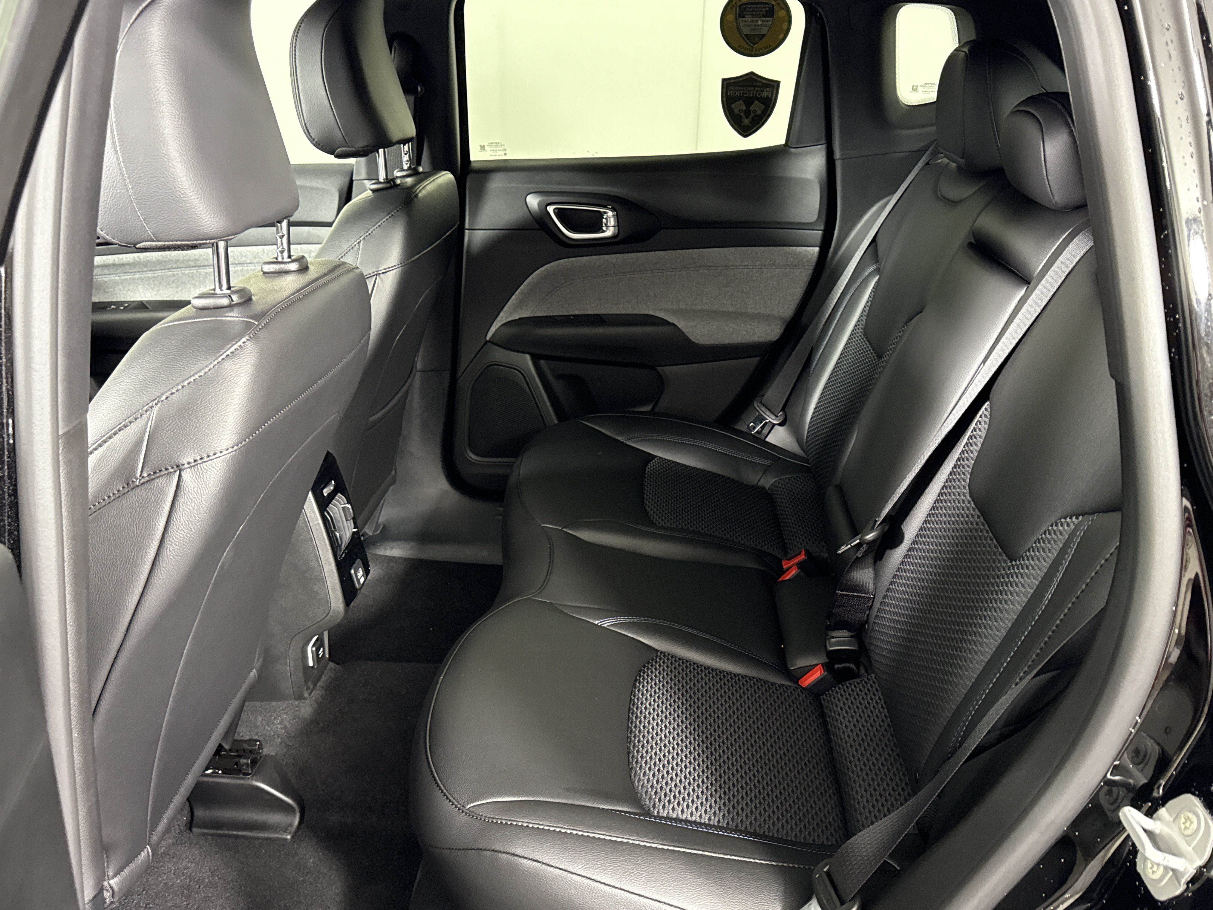 New 2026 Jeep Compass Latitude AWD/4WD image 14