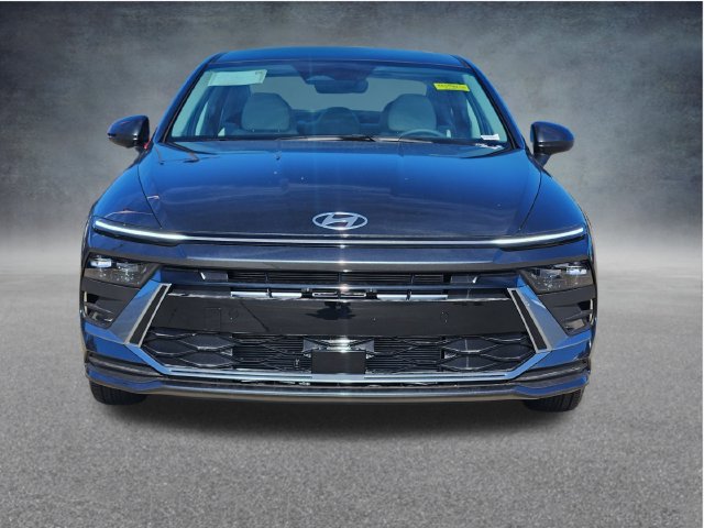 New 2026 Hyundai Sonata SE FWD image 2