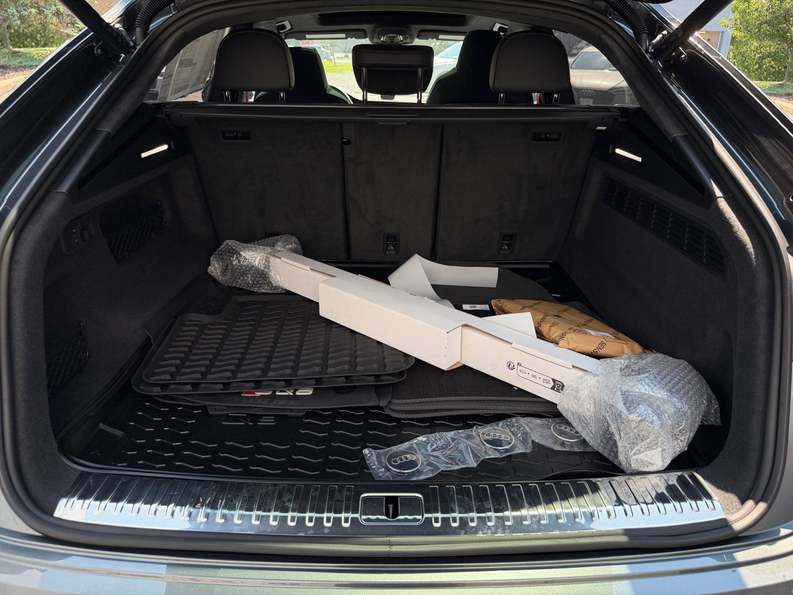 New 2026 Audi SQ8 Prestige AWD/4WD image 27