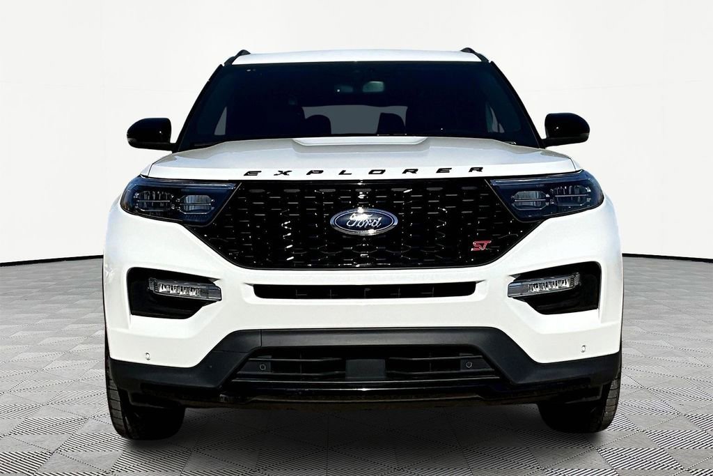 Certified 2023 Ford Explorer ST w/ Equipment Group 401A image 3