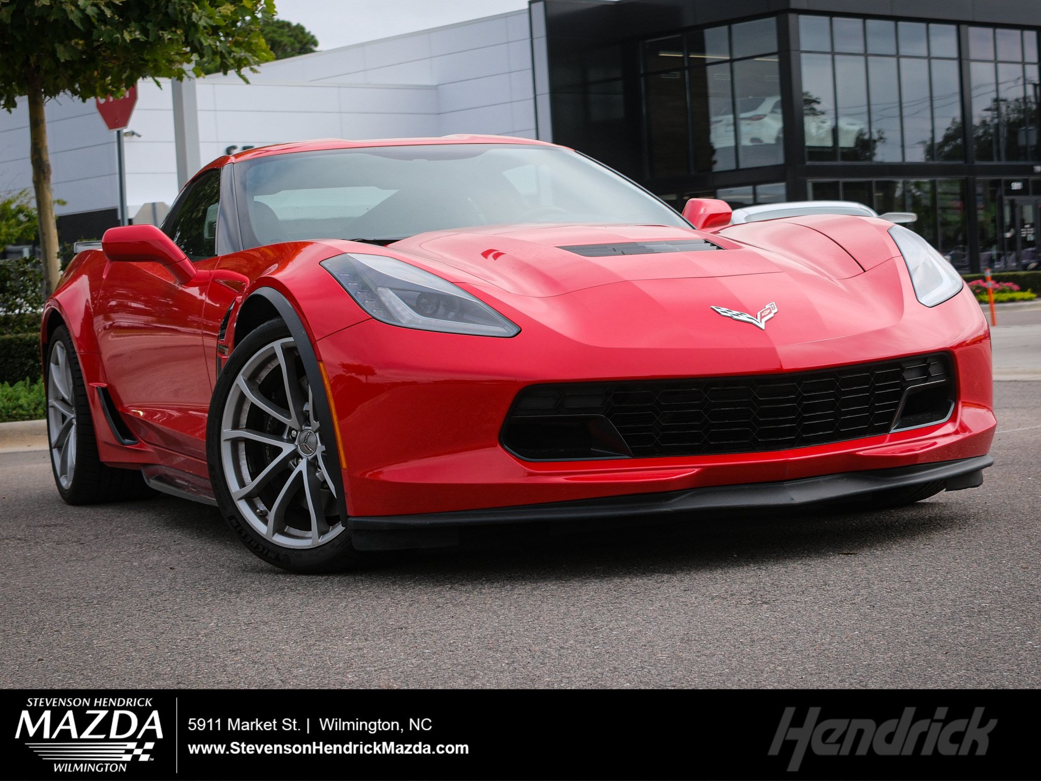 Used 2019 Chevrolet Corvette Grand Sport RWD image 1