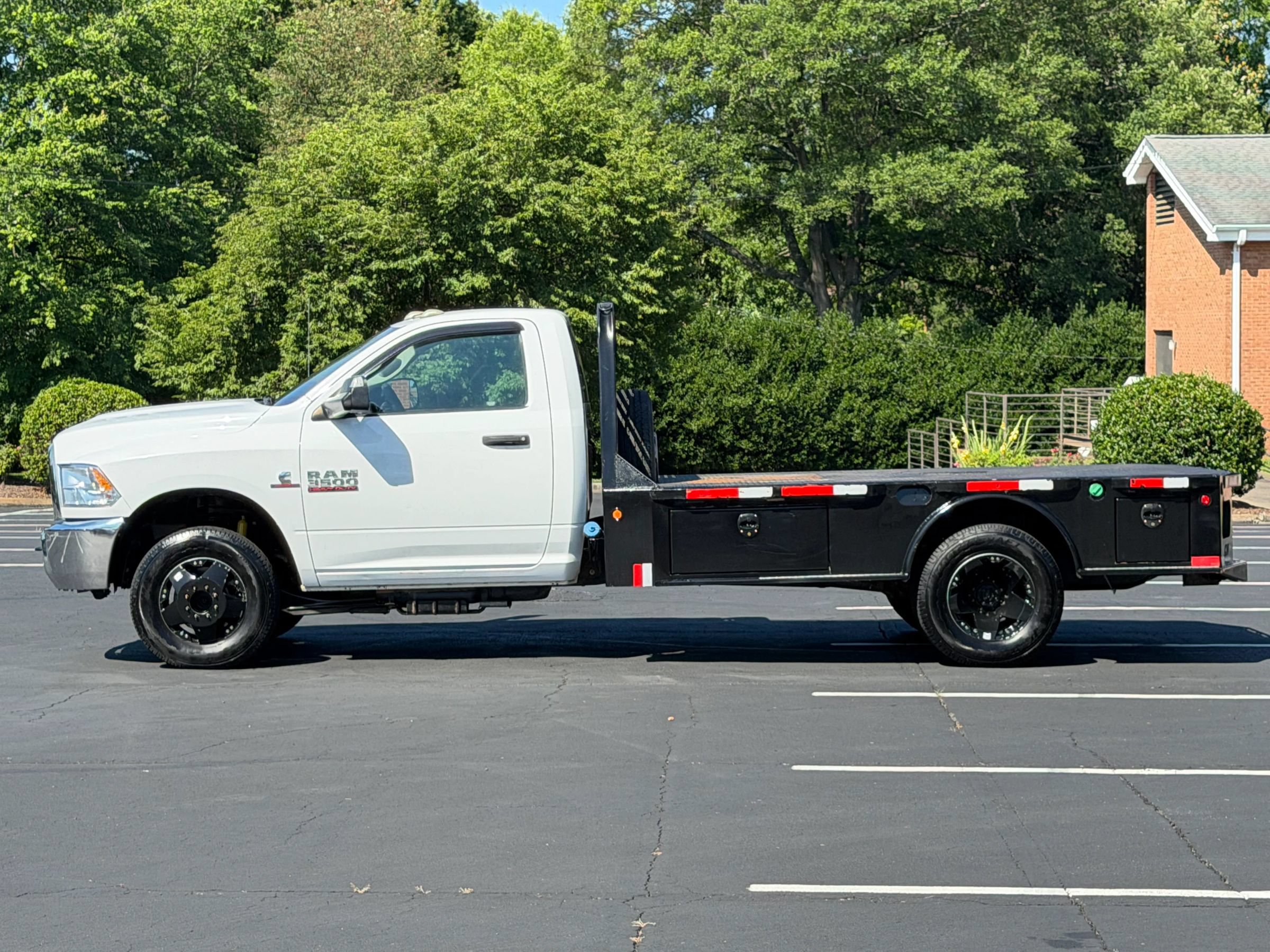 Used 2015 RAM 3500 Tradesman w/ Power & Remote Entry Group AWD/4WD image 2