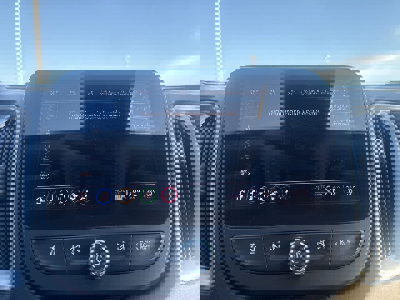 Used 2025 Chevrolet Malibu LT image 40