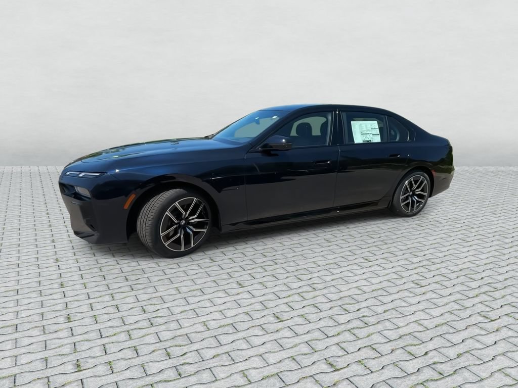 Used 2026 BMW 750e xDrive AWD/4WD image 4