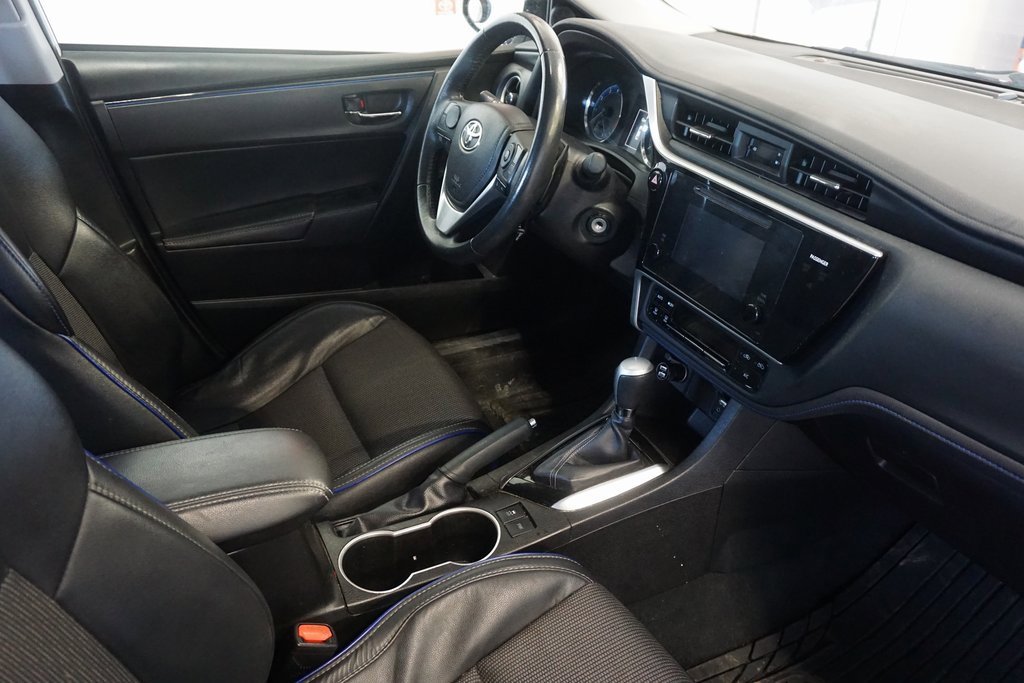 Used 2017 Toyota Corolla SE image 20