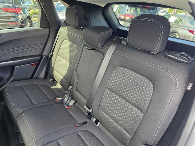 Used 2025 Ford Escape Active AWD/4WD image 17