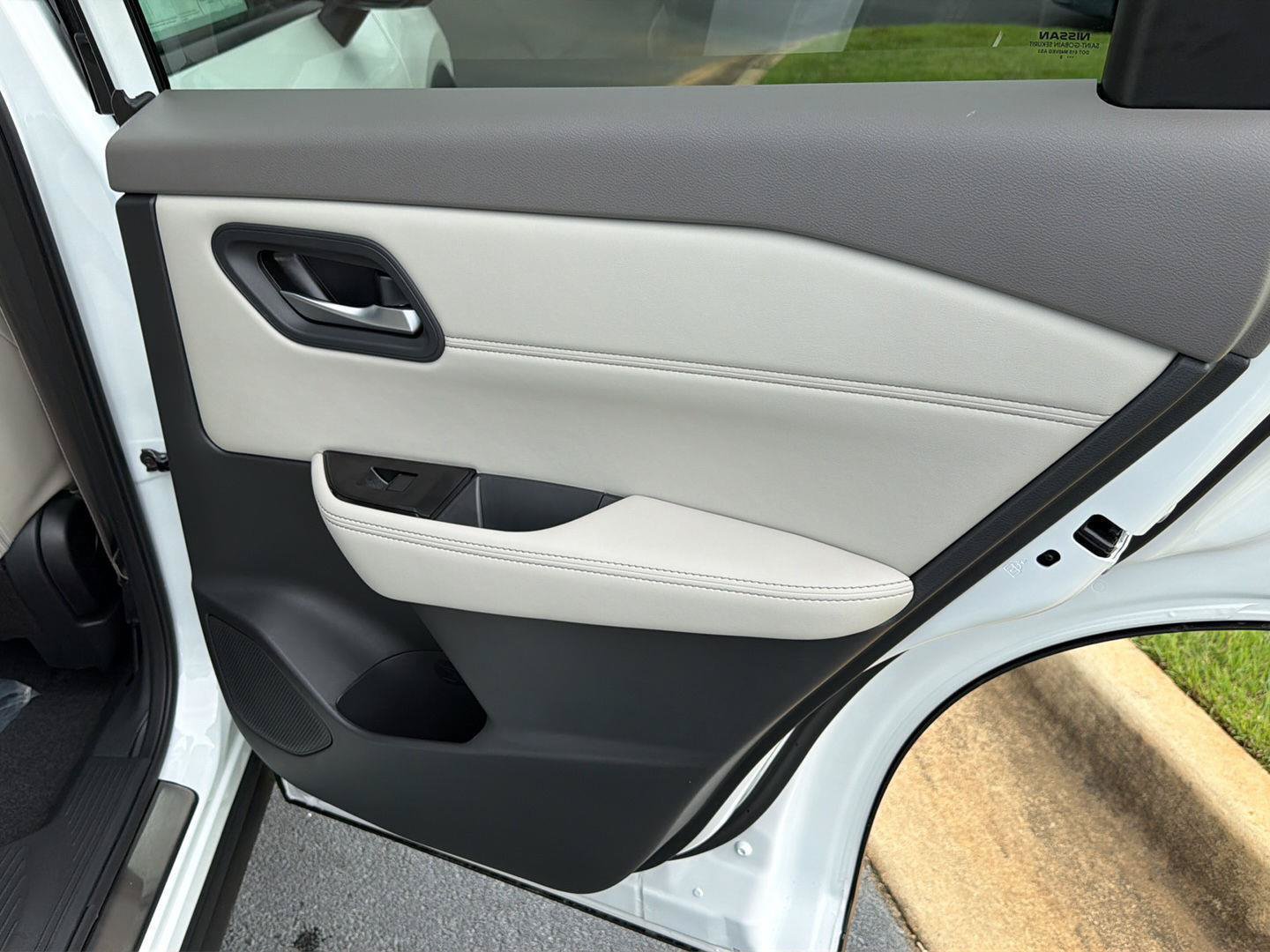 New 2026 Nissan Rogue Dark Armor FWD image 16