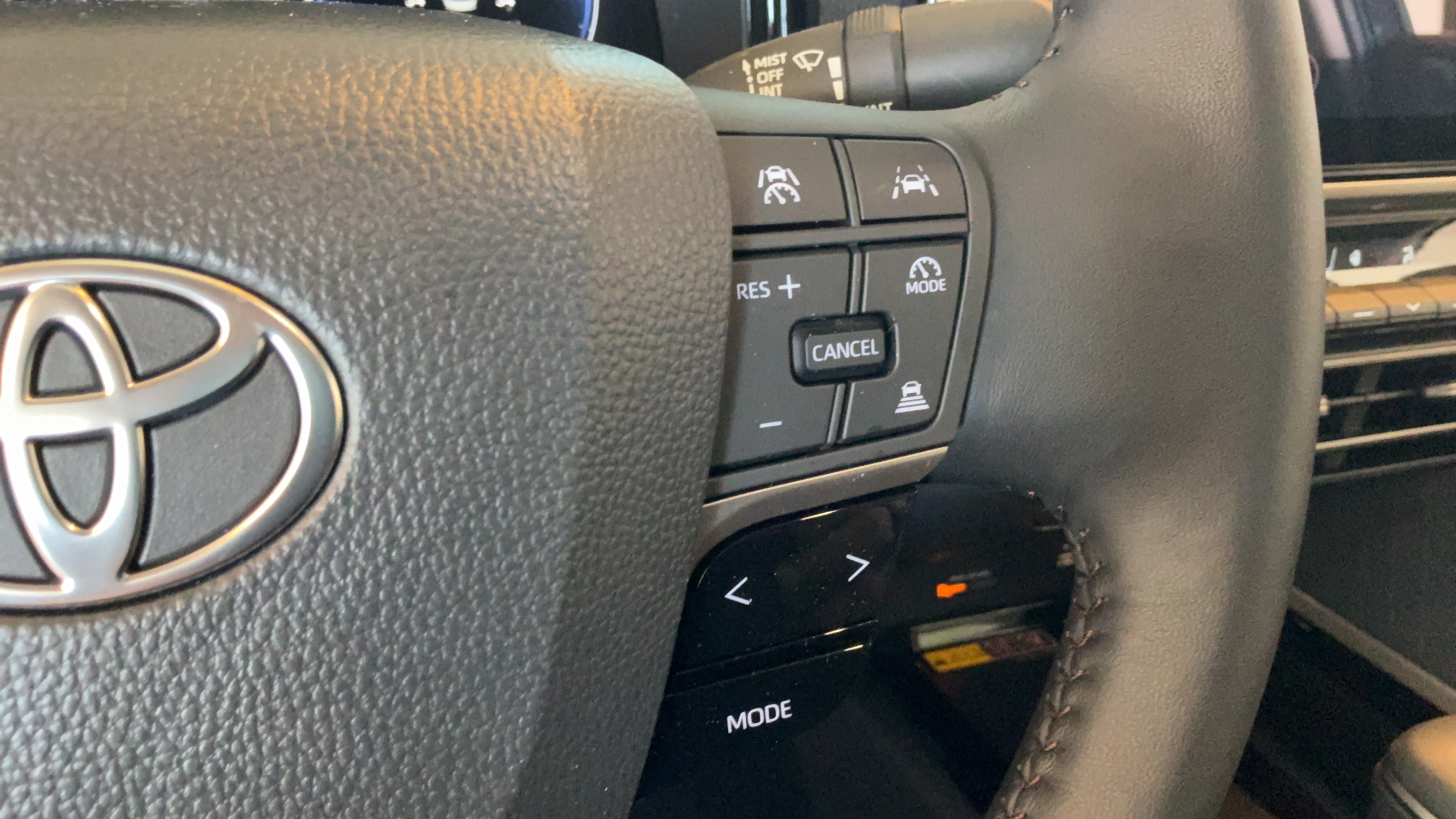 Used 2026 Toyota Camry XLE AWD/4WD image 19