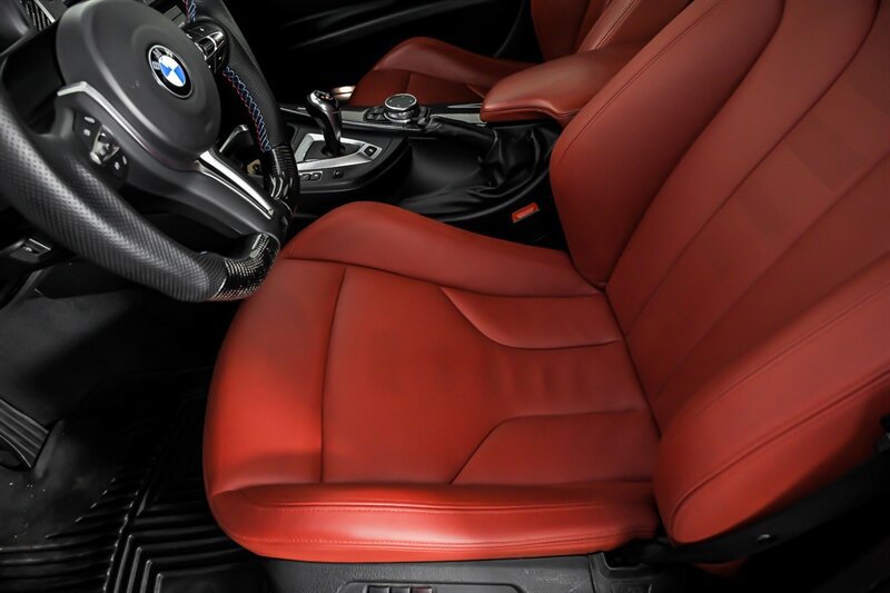 Used 2016 BMW M3 RWD image 17