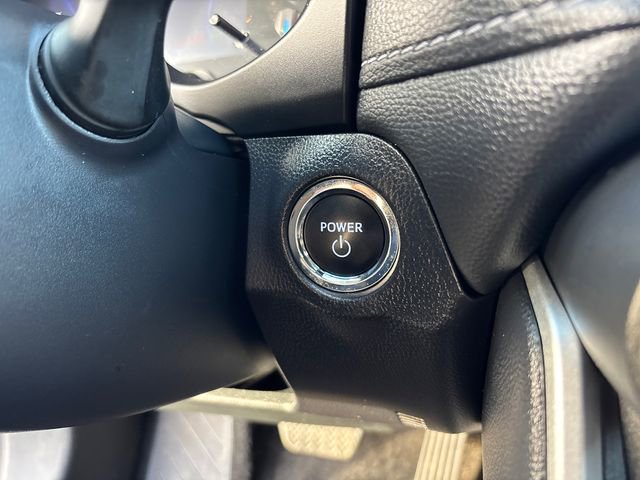 Used 2025 Toyota RAV4 XLE image 15