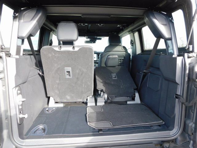 Used 2025 Ford Bronco Badlands image 20