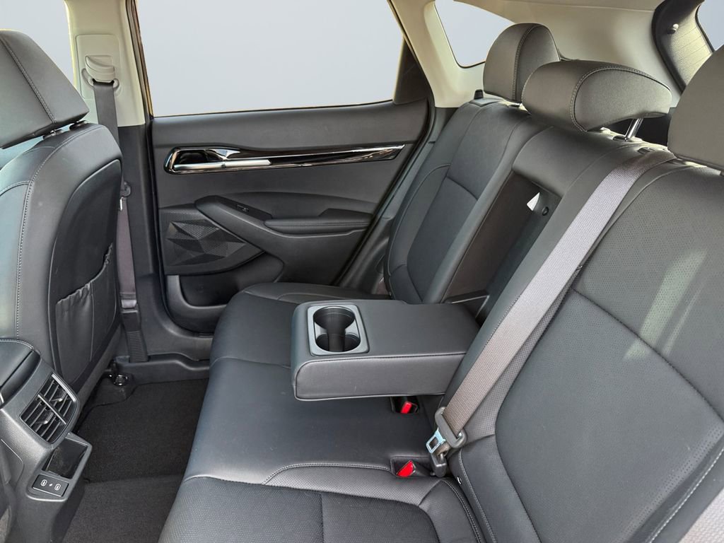 Used 2024 Kia Seltos EX image 13