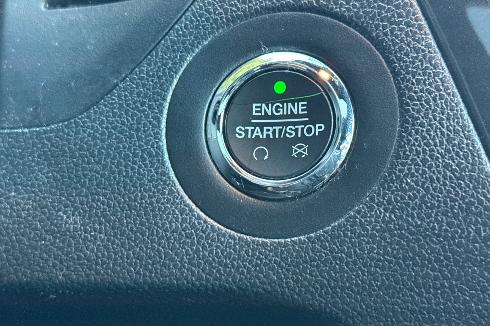 Used 2017 Ford Explorer Sport w/ Equipment Group 401A image 28