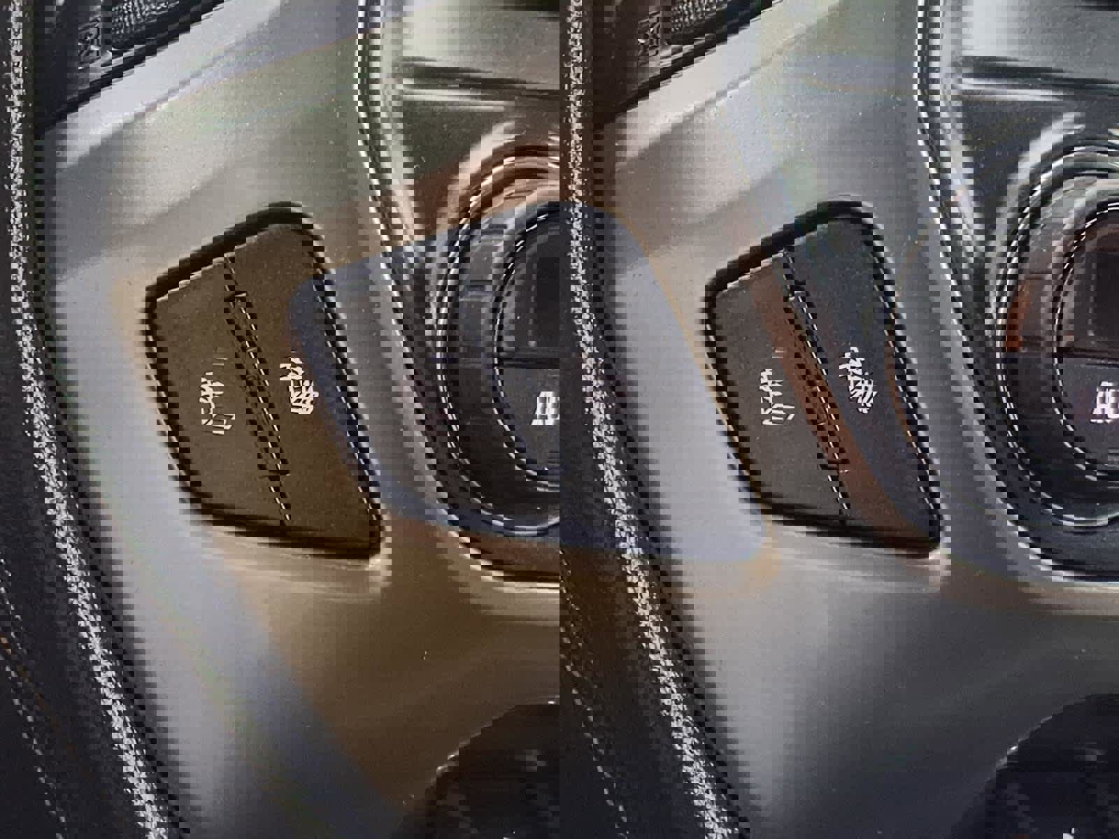 Used 2018 Chevrolet Silverado 1500 LTZ Z71 w/ Centennial Edition image 15