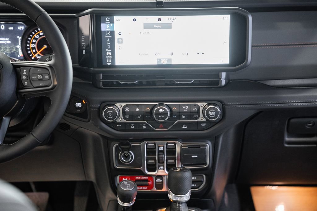 New 2026 Jeep Gladiator Mojave image 22