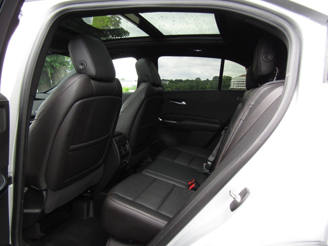 Used 2019 Cadillac XT4 Sport AWD/4WD image 11