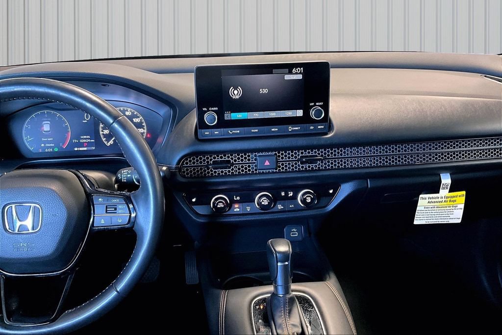 Used 2025 Honda HR-V Sport image 3
