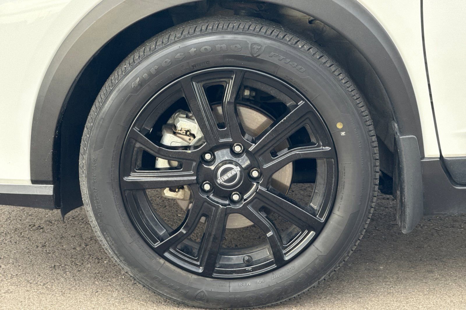 Used 2024 Nissan Kicks SR image 26