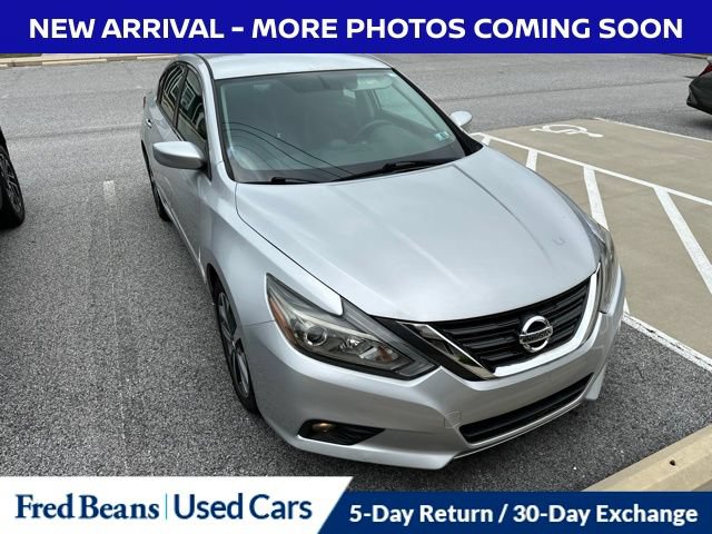 Used 2016 Nissan Altima 2.5 SR FWD image 1