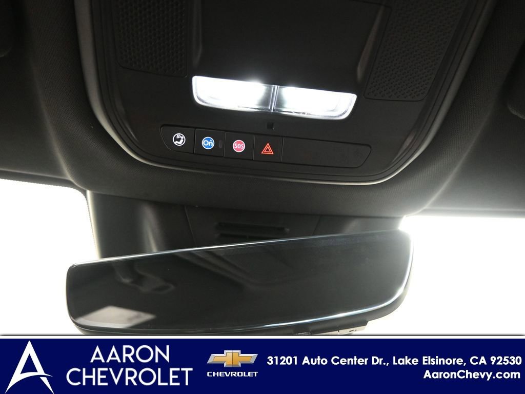 New 2025 Chevrolet Equinox EV LT w/ Convenience Package II image 31