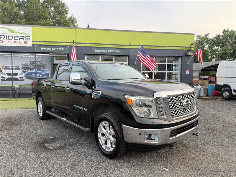 Used 2016 Nissan Titan SL AWD/4WD image 3