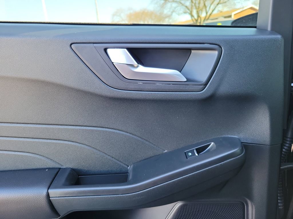 New 2026 Ford Escape ST-Line w/ Tech Pack #1 image 15